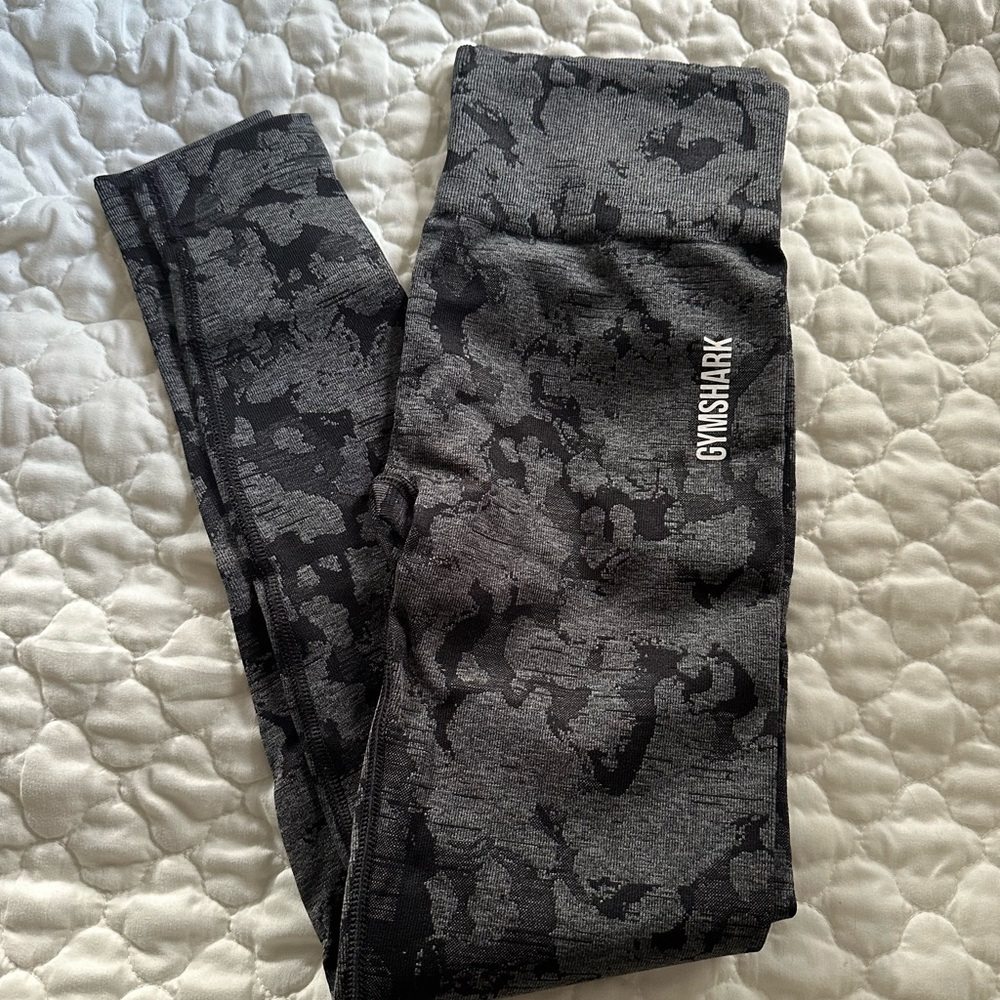 Gymshark Camo leggings